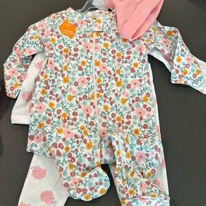 Brand new 9 month set